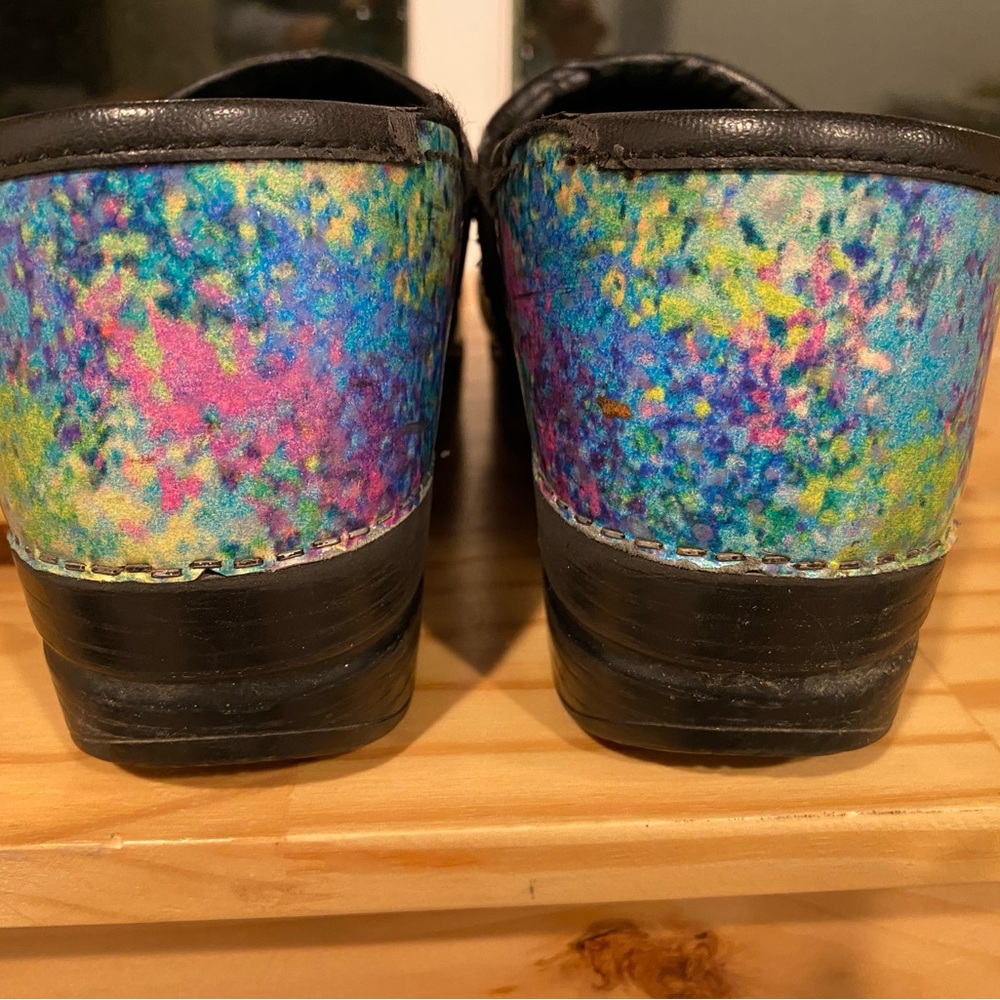 Dansko Watercolor Clogs Shoes Sz. 8.5 / 39 - Picture 9 of 12